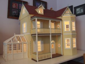 Ready built hot sale dolls houses